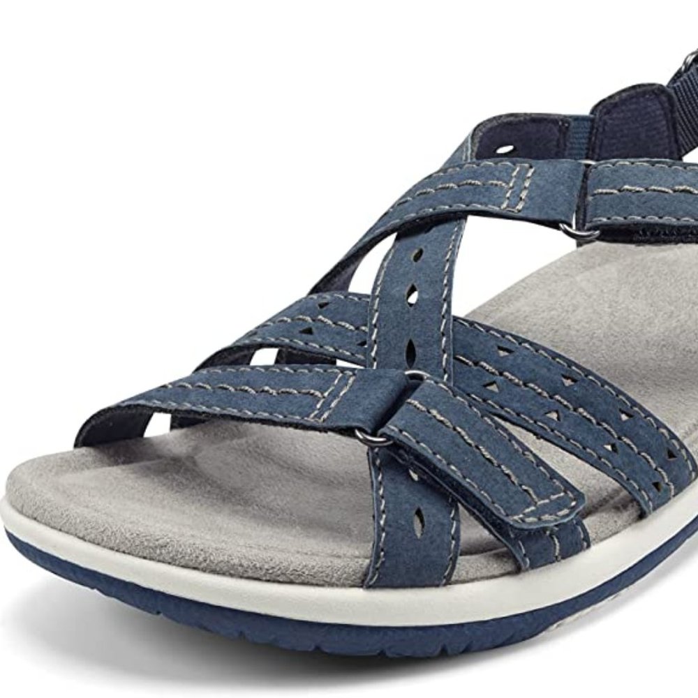 Earth Origin leather strappy Sammie walking sandals sz 9 in Navy Blue EUC